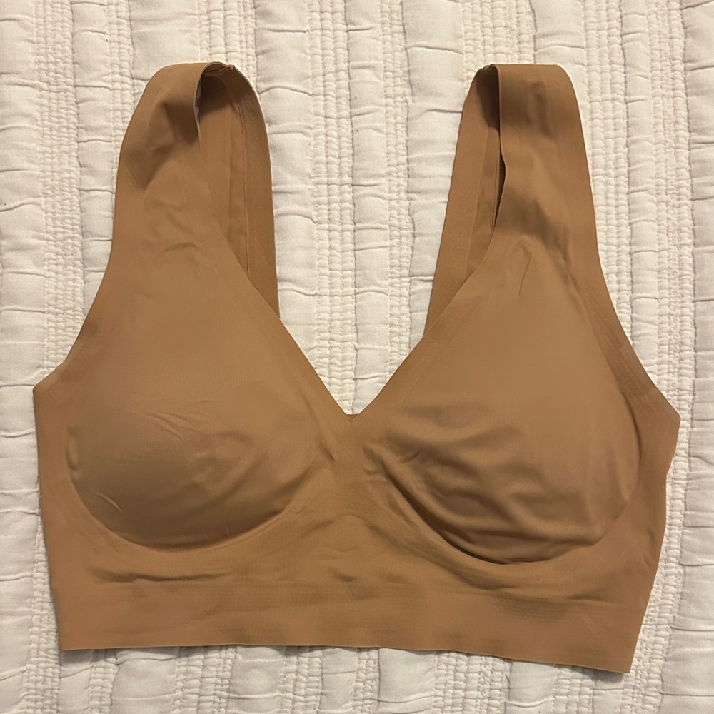 EBY Seamless wireless Bralette